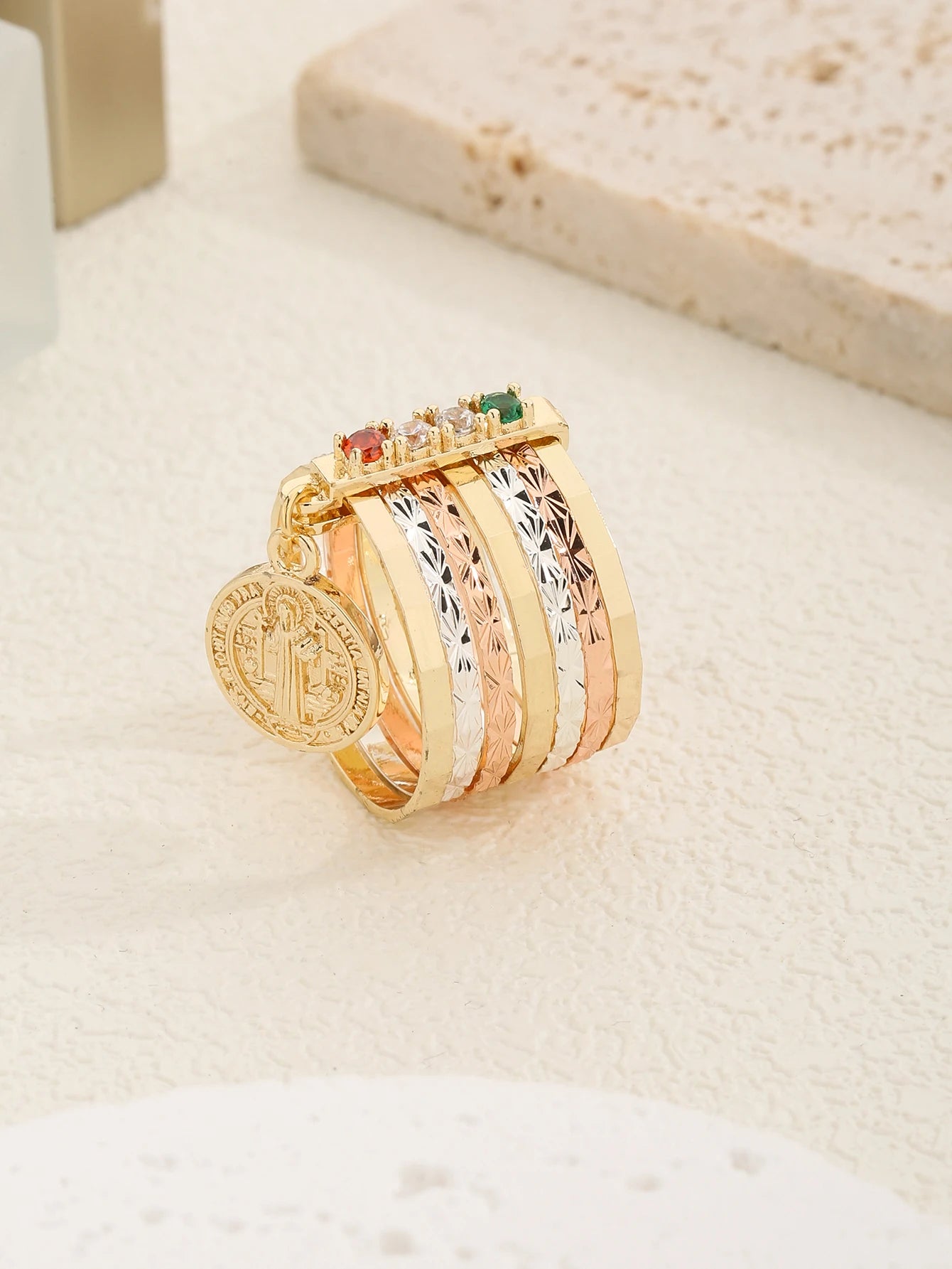 Bijoux Chrétiens - Bague pendentif à trois couleurs pour religieux
